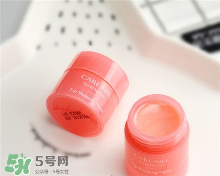 凱樂(lè)爾唇膜好用嗎?凱樂(lè)爾唇膜跟蘭芝唇膜哪個(gè)好? 凱樂(lè)爾唇膜好用嗎?凱樂(lè)爾唇膜跟蘭芝唇膜哪個(gè)好?