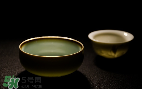 涼茶可以和藥一起喝嗎?涼茶可以和茶一起喝嗎 涼茶可以和藥一起喝嗎?涼茶可以和茶一起喝嗎