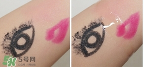 高絲卸妝油粉色和藍(lán)色哪個好？高絲卸妝油粉瓶藍(lán)瓶區(qū)別