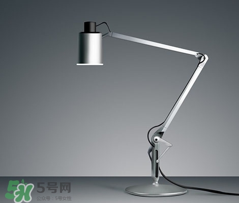 什么顏色燈光對(duì)眼睛好?黃燈還是白燈對(duì)眼睛好? 什么顏色燈光對(duì)眼睛好?黃燈還是白燈對(duì)眼睛好?