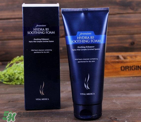 ahc洗面奶和伊思洗面奶哪個(gè)好？ahc和伊思洗面奶哪個(gè)好？