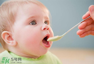 立春可以斷奶嗎？什么季節(jié)斷奶對寶寶好？