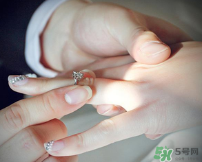 臘月可以訂婚嗎？臘月訂婚好不好？