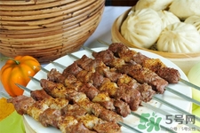 吃燒烤后喝酸奶好嗎？吃完燒烤喝酸奶好嗎？