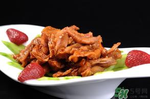 無(wú)骨鴨掌怎么去骨頭？無(wú)骨鴨掌怎么做好吃？