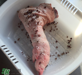 豬腿臘肉怎么腌制？臘豬腿的腌制方法