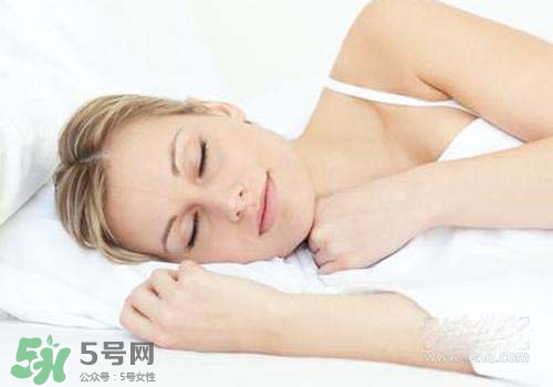 孕婦可以經(jīng)常摸肚子嗎？孕婦經(jīng)常摸肚子會(huì)怎樣？