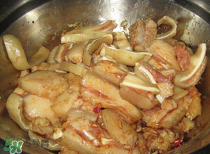 豬耳朵怎么腌制？腌豬耳朵的做法大全
