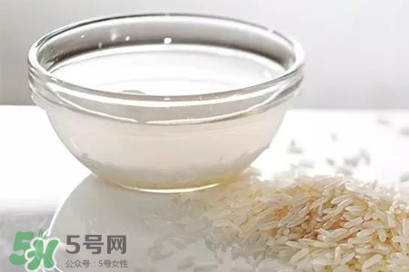 淘米水可以直接澆花嗎？淘米水澆花的正確方法