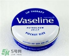 凡士林擦臉會(huì)變黑嗎?凡士林擦臉好嗎? 凡士林擦臉會(huì)變黑嗎?凡士林擦臉好嗎?