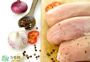 雞胸肉煮多久能熟？雞胸肉怎么煮比較嫩？