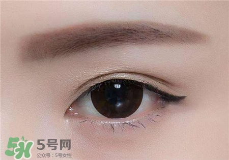 眼影和眼線哪個先畫?先畫眼線還是眼影? 眼影和眼線哪個先畫?先畫眼線還是眼影?