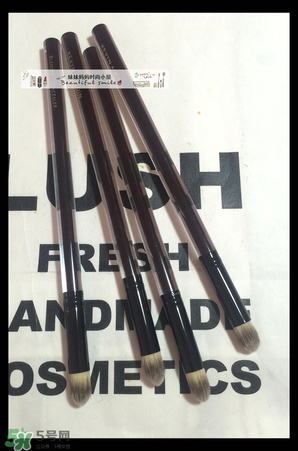 kevyn aucoin化妝刷怎么樣？KA化妝刷怎么用？