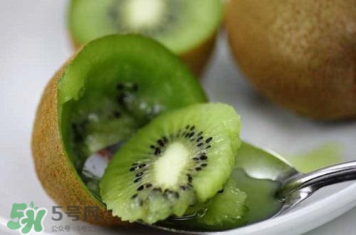 喝酒后可以吃獼猴桃嗎？酒和獼猴桃可以一起吃嗎？