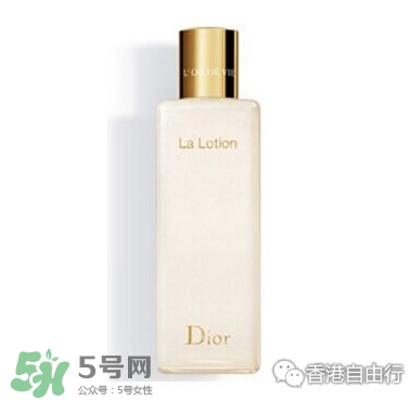 美容液是爽膚水嗎？美容液和爽膚水的區(qū)別