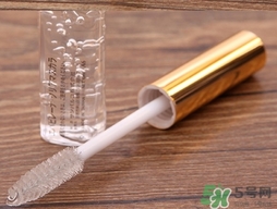 大創(chuàng)睫毛雨衣怎么用？大創(chuàng)睫毛雨衣使用方法