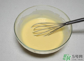 面糊用熱水還是涼水？面糊是用熱水調(diào)還是用涼水調(diào)？