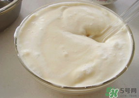 面糊用熱水還是涼水？面糊是用熱水調(diào)還是用涼水調(diào)？