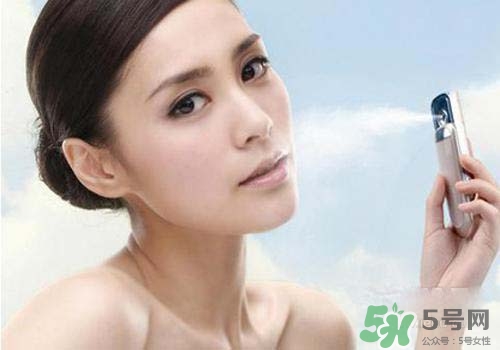 補(bǔ)水儀用什么水？補(bǔ)水儀用什么水好？