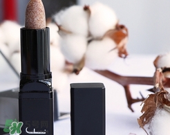 elf唇部磨砂膏怎么用？e.l.f唇部磨砂膏使用心得