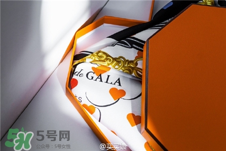 Hermes愛(ài)馬仕2017情人節(jié)限定絲巾多少錢?愛(ài)馬仕2017情人節(jié)限定