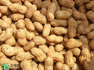 冬天吃花生好嗎？冬天吃花生會上火嗎？