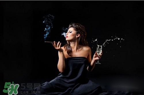 喝酒對(duì)皮膚好嗎？喝酒對(duì)皮膚有什么壞處？