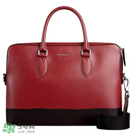 巴寶莉2017情人節(jié)愛心高光腮紅多少錢？