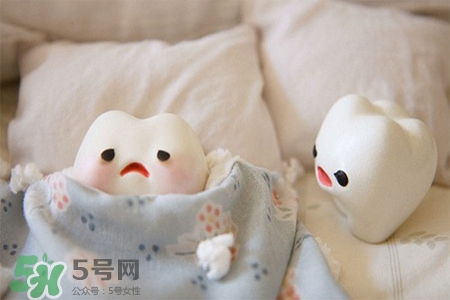 刷牙后吃東西發(fā)苦正常嗎？為什么刷牙后吃東西發(fā)苦？