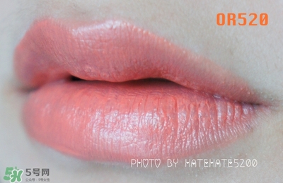 植村秀柔霧唇膏色號(hào)試色 植村秀無(wú)色限柔霧唇膏試色圖
