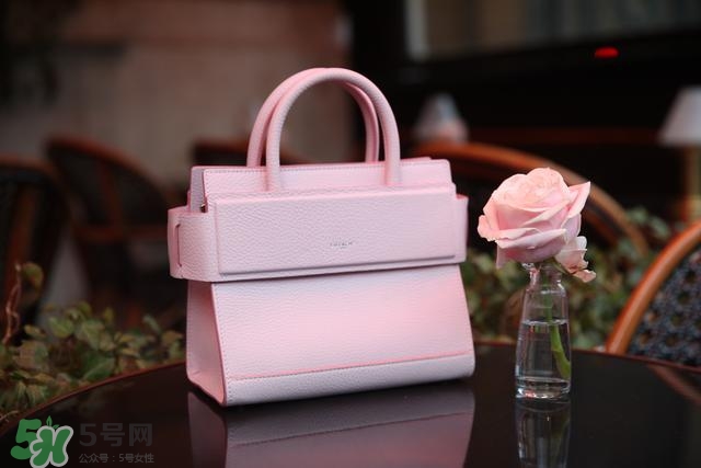 紀(jì)梵希2017情人節(jié)限量有哪些？紀(jì)梵希2017情人節(jié)限量價(jià)格