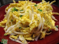 吃銀魚有什么好處?銀魚的營養(yǎng)價值及功效 吃銀魚有什么好處?銀魚的營養(yǎng)價值及功效