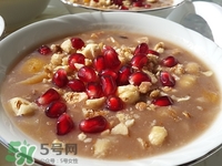 尿酸高能吃花生嗎?尿酸高吃花生會(huì)升高嗎 尿酸高能吃花生嗎?尿酸高吃花生會(huì)升高嗎