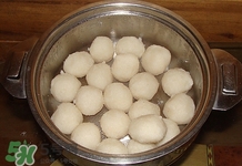 湯圓可以放蜂蜜嗎?湯圓放蜂蜜怎么吃 湯圓可以放蜂蜜嗎?湯圓放蜂蜜怎么吃