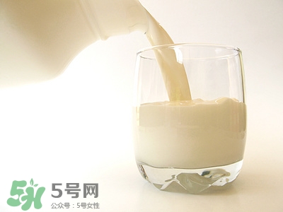 吃湯圓可以喝牛奶嗎?湯圓和牛奶能一起吃嗎 吃湯圓可以喝牛奶嗎?湯圓和牛奶能一起吃嗎