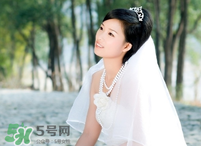 拍婚紗照可以戴眼鏡嗎？拍婚紗照戴眼鏡好不好？