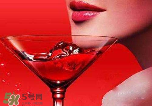 紅酒做面膜可以直接敷臉嗎？紅酒可以直接敷臉嗎？