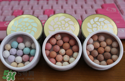 嬌蘭幻彩流星粉和紀(jì)梵希散粉哪個(gè)好？嬌蘭幻彩流星粉和紀(jì)梵希散粉對(duì)比