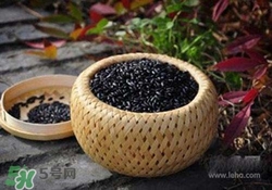 頭發(fā)細(xì)軟怎么變粗？頭發(fā)細(xì)軟怎么辦？