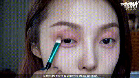 淚眼妝怎么畫(huà)?2017情人節(jié)妝容推薦