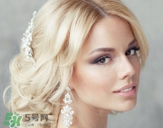 方臉適合什么發(fā)型?方臉適合哪種發(fā)型? 方臉適合什么發(fā)型?方臉適合哪種發(fā)型?