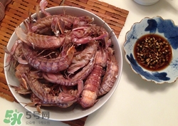 皮皮蝦和西紅柿能一起吃嗎?一起吃會(huì)怎么樣 皮皮蝦和西紅柿能一起吃嗎?一起吃會(huì)怎么樣