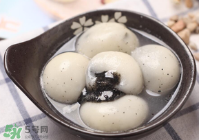 芝麻湯圓上火嗎？吃黑芝麻湯圓上火嗎？