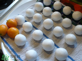 怎么包湯圓才不會(huì)裂開(kāi)？怎么包湯圓不會(huì)散？