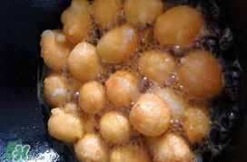 炸元宵是蒸完再炸嗎？速凍元宵怎么炸？