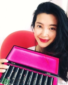 李冰冰情人節(jié)口紅 蘭蔻情人節(jié)刻字口紅禮盒哪里買？