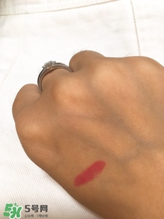 香奈兒細(xì)管coco216多少錢？香奈兒細(xì)管口紅216試色