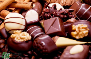 巧克力和牛奶能一起吃嗎？吃完巧克力能喝牛奶嗎？