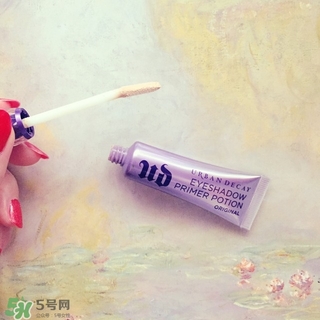 urban decay眼部打底膏哪個(gè)顏色好？urban decay眼部打底膏試色