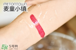 露華濃豆沙色口紅幾號？露華濃豆沙色口紅225試色